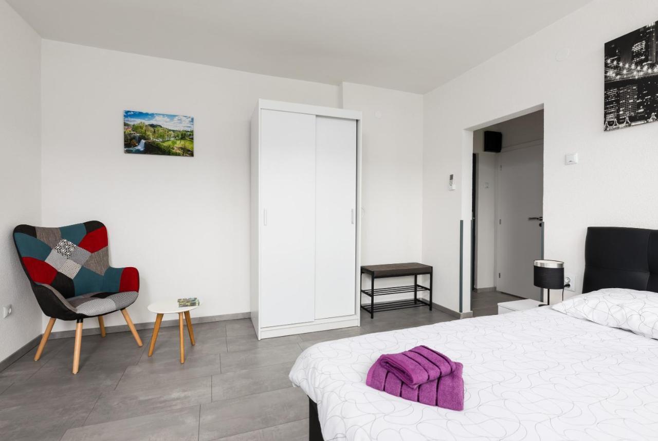 Studio Apartman Sirius Slunj Exterior foto